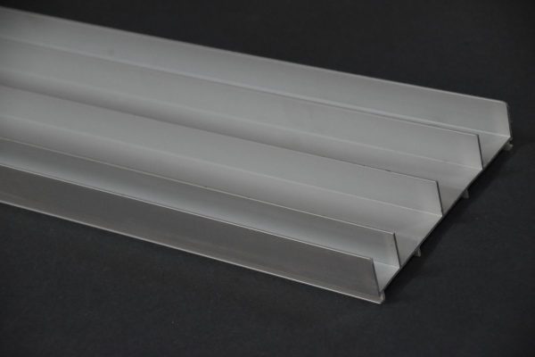 TRIPPLE HEADER ANODIZE 21 FT.