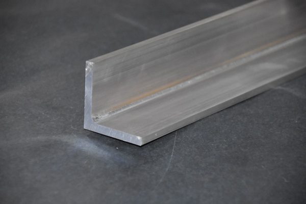 3" X 3"X1/4 ANGLE BRACKET MILL 16FT