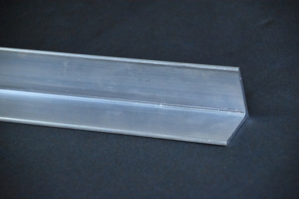 1 1/2 X 1 1/2 X 1/8 BIG ANGLE BRACKET(MILL FINISH)