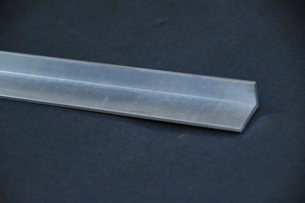 1 1/4 X 3/4 SMALL ANGLE BRACKET 21FT(MILL FINISH)