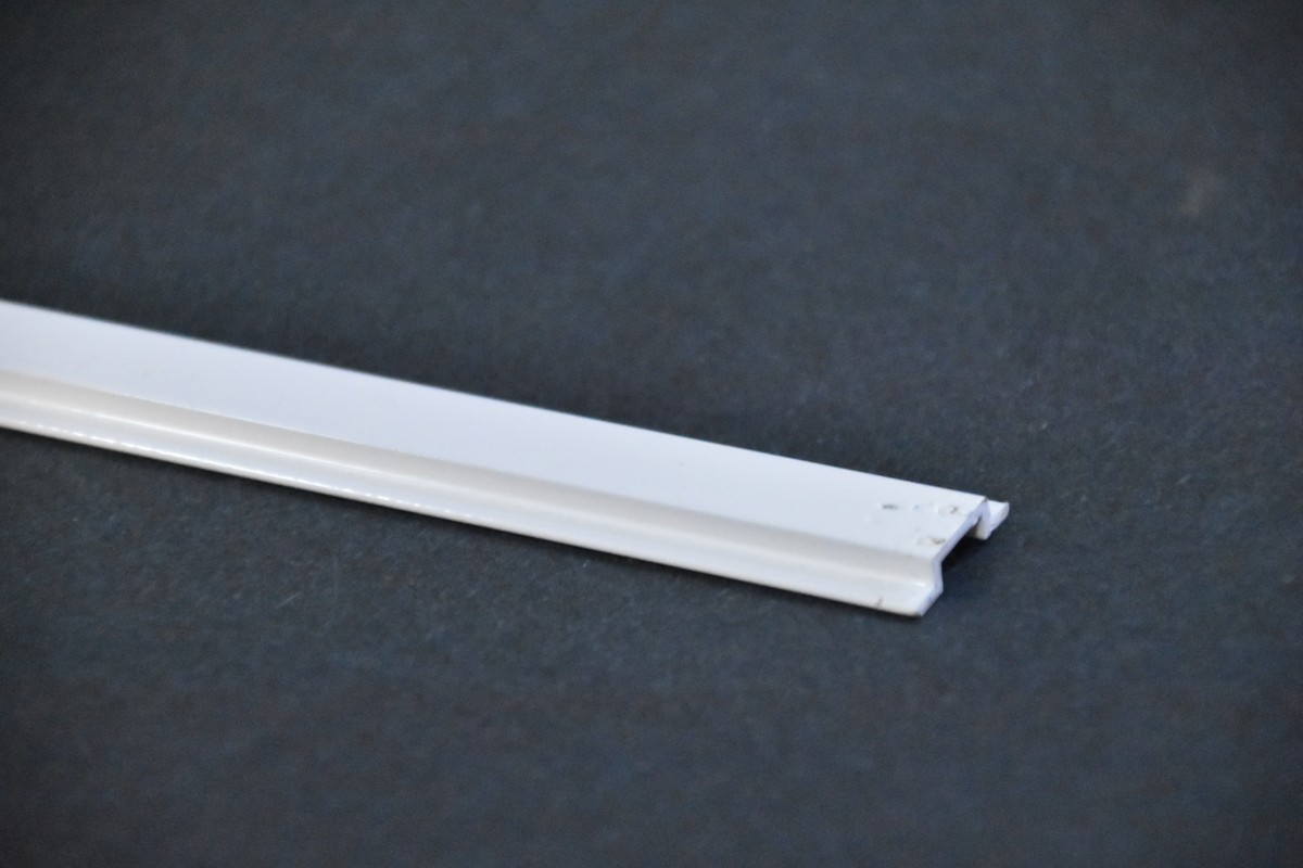 FILLER STRIP WHITE 21FT - Image 3