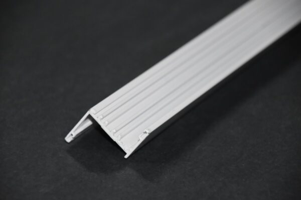 P/W VENT FRAME ANODIZE 16FT